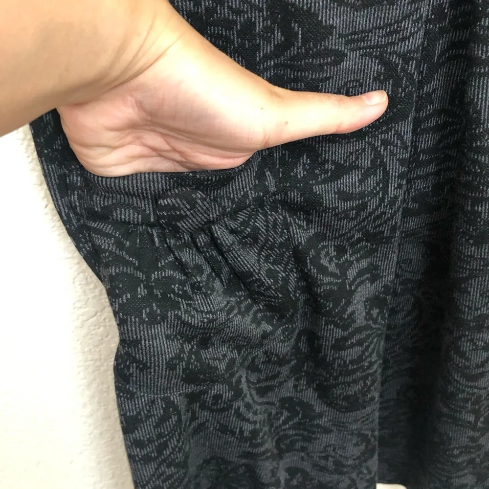 EN FOCUS STUDIO Womens 8 Paisley Short Sleeve Shift Dress Pockets Modest NWOT - Picture 5 of 15